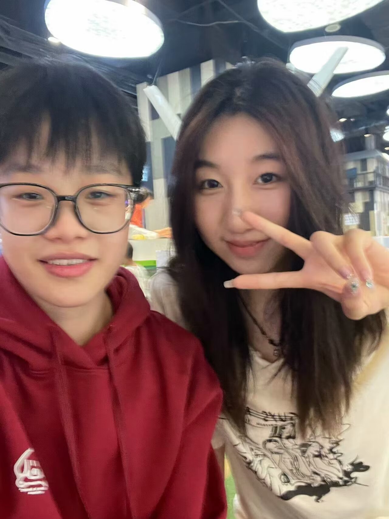 多多与朋友的合照 1